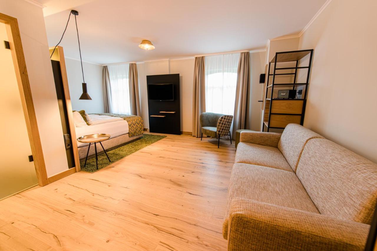 Weinhotel Freylich Zahn Freyburg Eksteriør billede