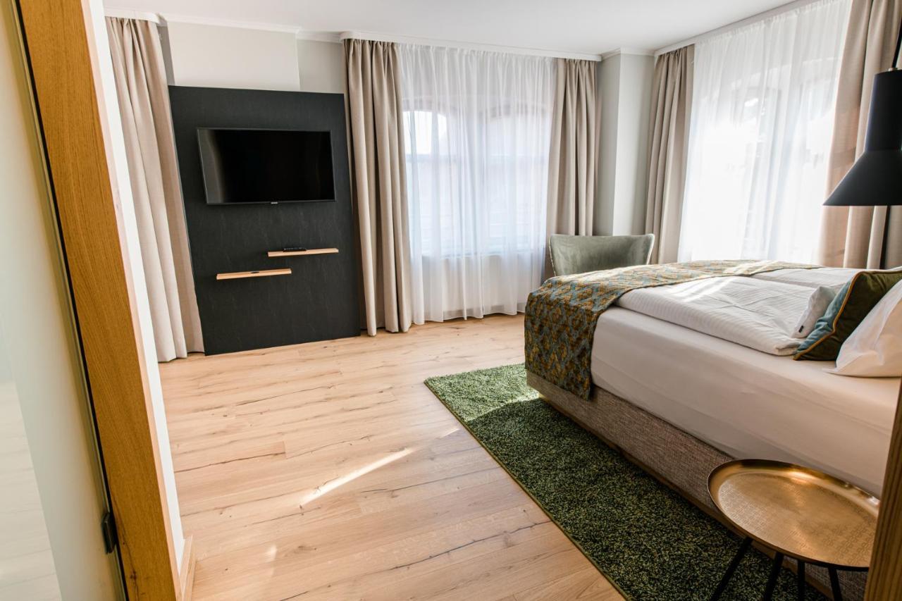 Weinhotel Freylich Zahn Freyburg Eksteriør billede