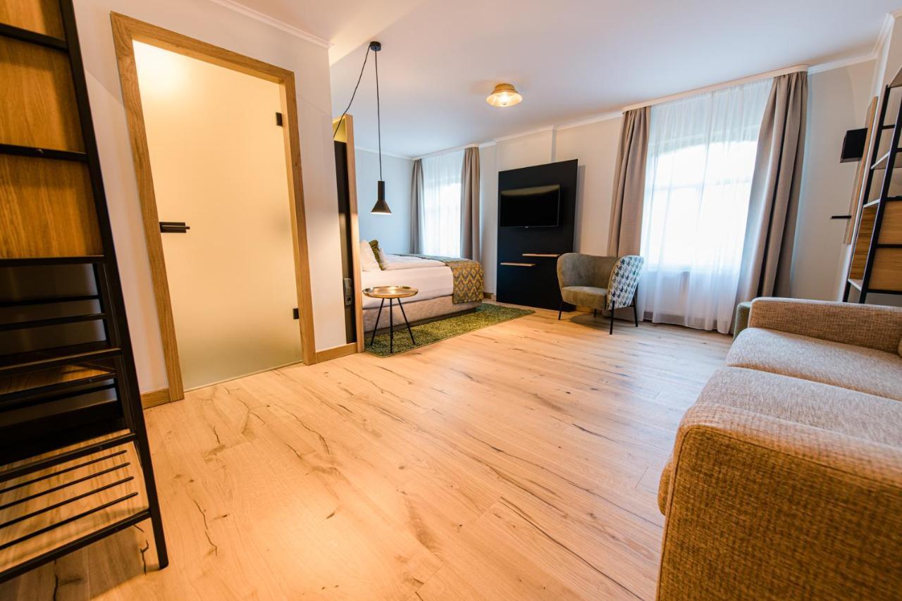 Weinhotel Freylich Zahn Freyburg Eksteriør billede